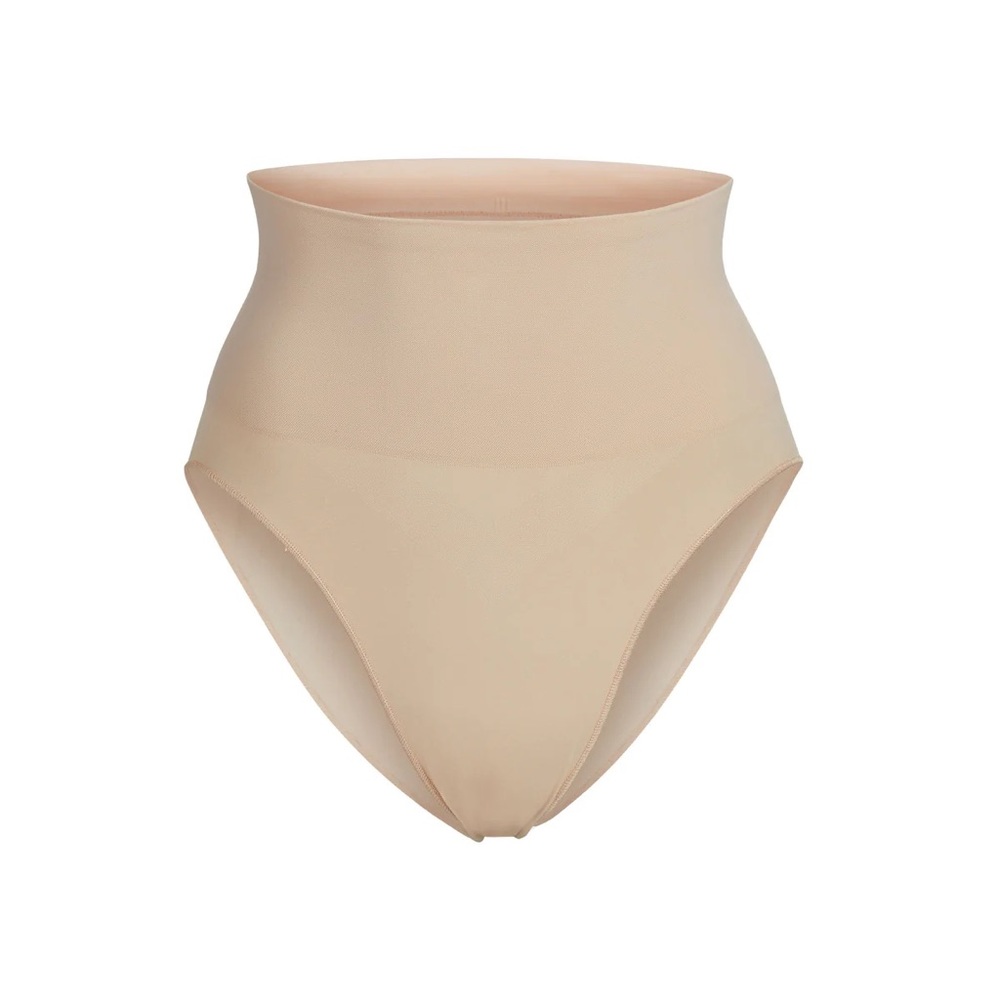 SKIMS s/m Core Sculpting Brief cream
